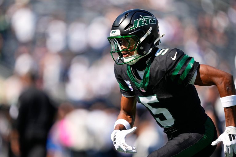 Jets' Garrett Wilson sidelined against Panthers with knee injury, misses first NFL game | iNFOnews.ca