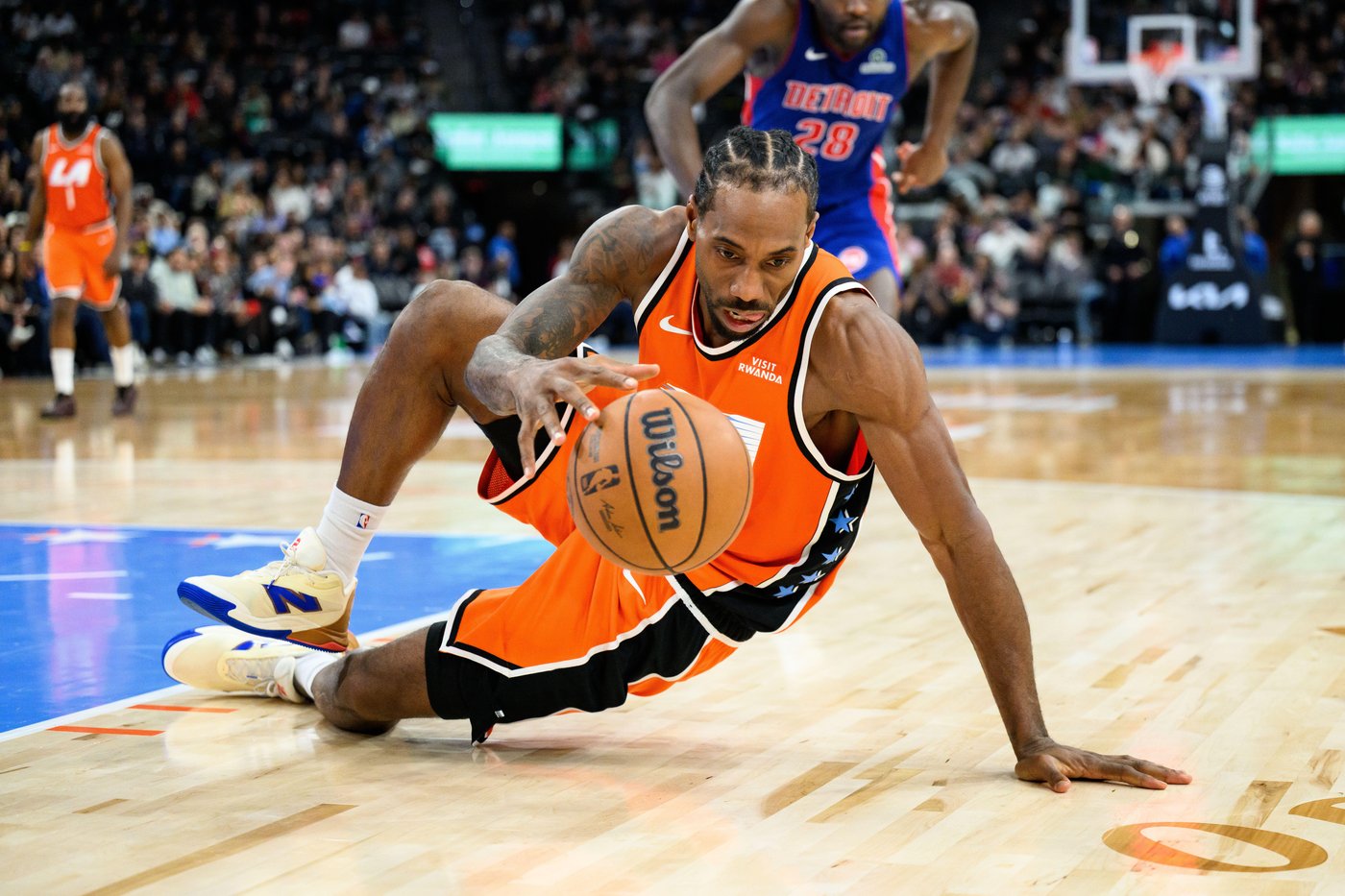 Kawhi Leonard scores career-best 55 points, ties Clippers' franchise record | iNFOnews.ca Kawhi Leonard scores career-best 55 points, ties Clippers' franchise record | iNFOnews.ca