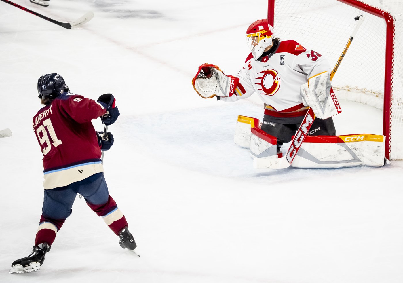 Flaherty's OT goal moves Victoire closer to first Walter Cup | iNFOnews.ca Flaherty's OT goal moves Victoire closer to first Walter Cup | iNFOnews.ca