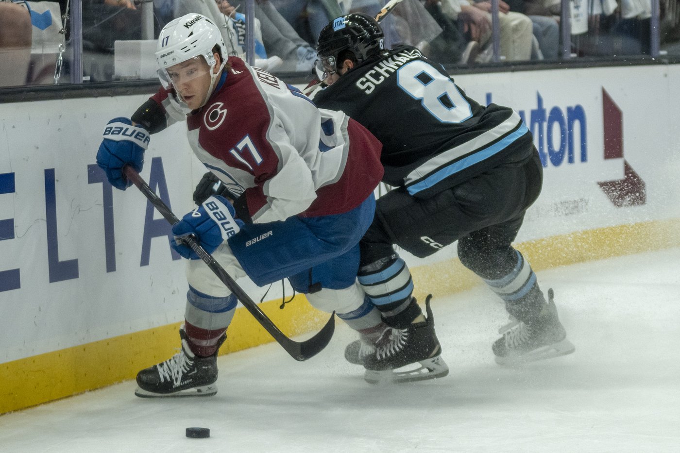 Lehkonen has hat trick, Blackwood stops 34 shots as Avalanche beat Utah 4-1 | iNFOnews.ca