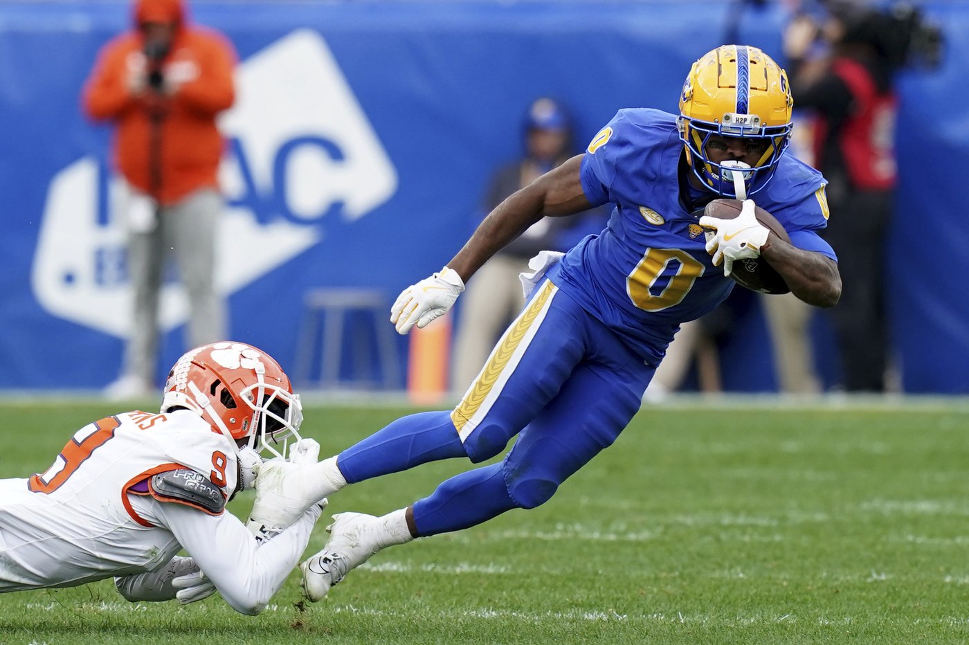Pitt out to halt 3-game ACC slide at Louisville, which looks to rebound from meltdown at Stanford | iNFOnews.ca