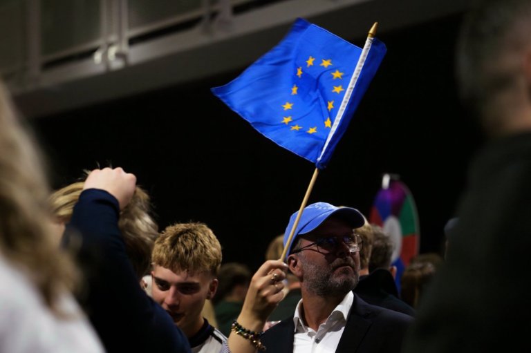 Icelandic voters reject a proposal to restart negotiations to join the European Union | iNFOnews.ca