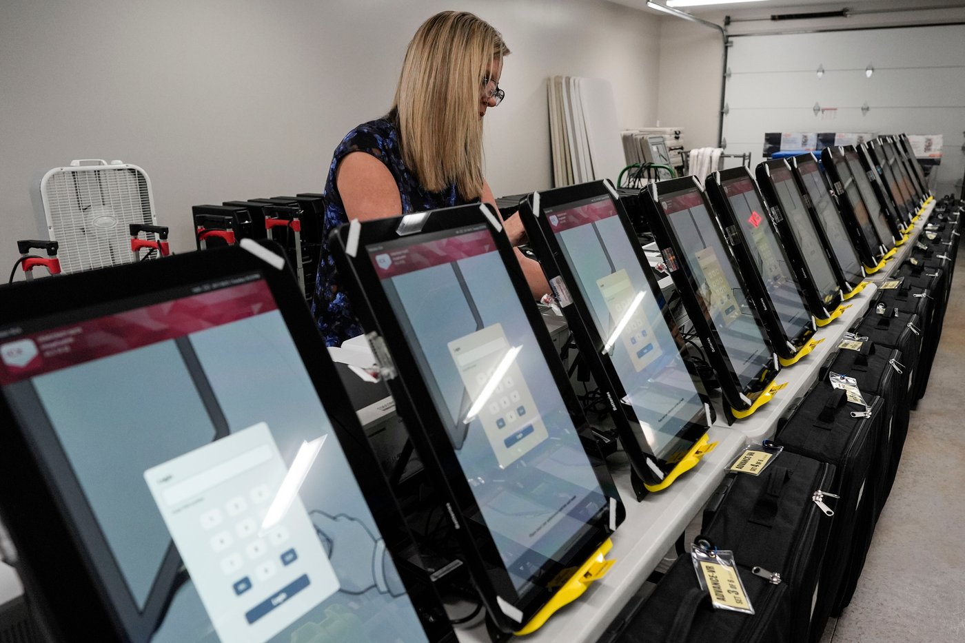 Georgia considers rules on when to use hand-marked ballots in election emergencies | iNFOnews.ca