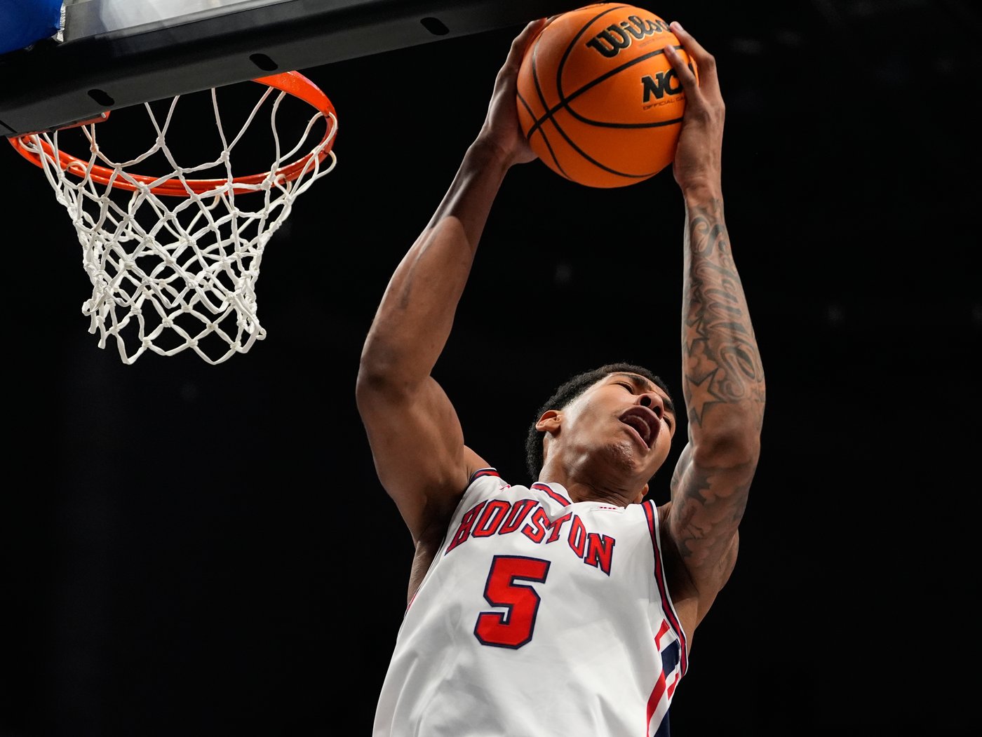 No. 5 Houston routs No. 14 Kansas 69-47 to set up another Big 12 title game with No. 2 Arizona | iNFOnews.ca
