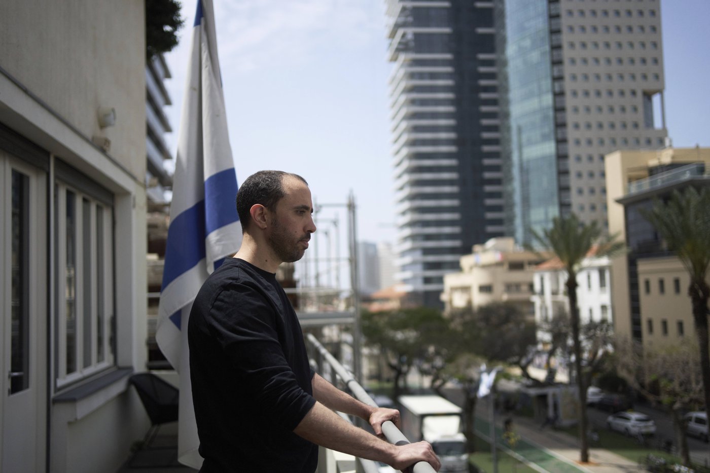 Freed Israeli hostage feared the 'many ways to die' in Gaza but kept hope alive | iNFOnews.ca