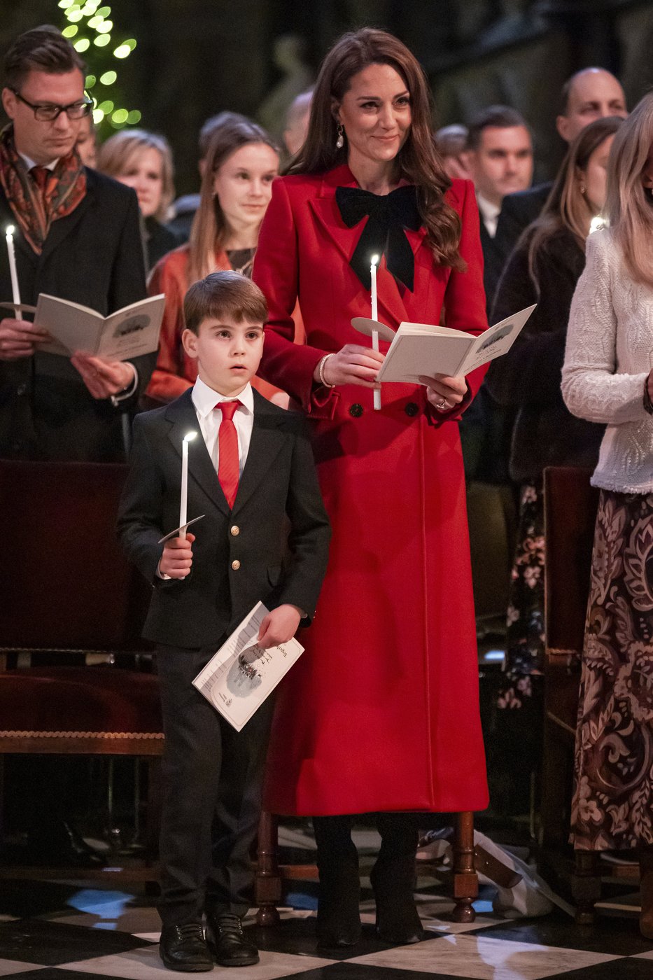 Princess of Wales takes another step in return to public life after chemotherapy with carol service | iNFOnews.ca
