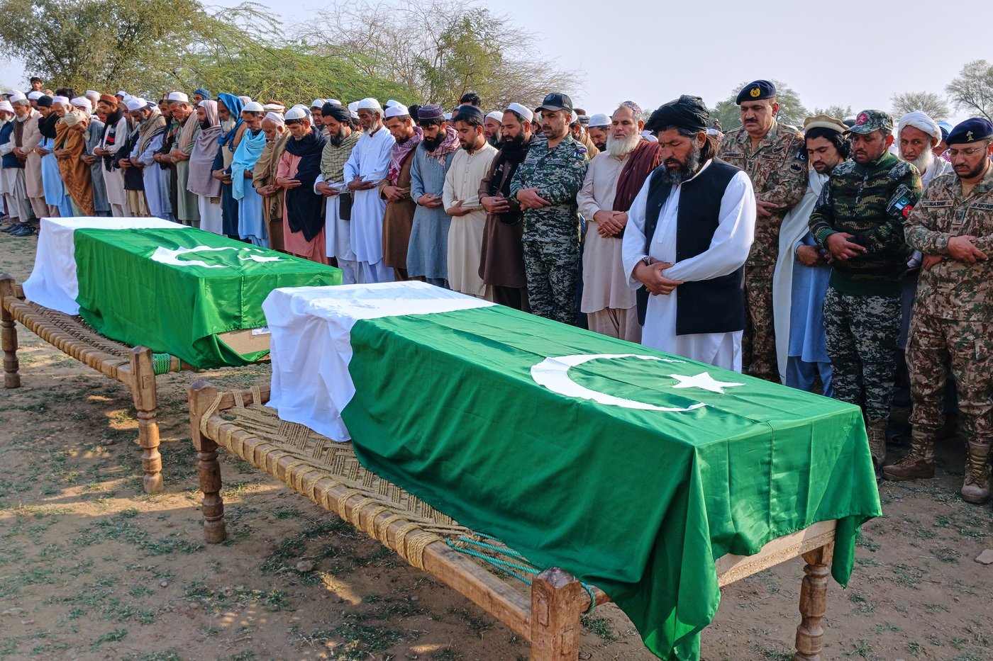 What to know about the latest fighting between Afghanistan and Pakistan | iNFOnews.ca