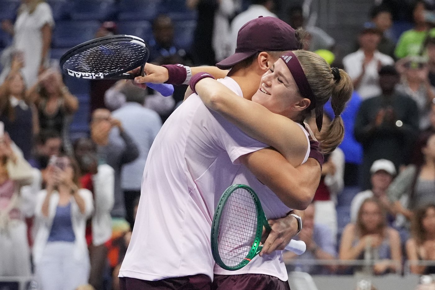 Top tennis stars team up for the U.S. Open mixed doubles tournament, in photos | iNFOnews.ca