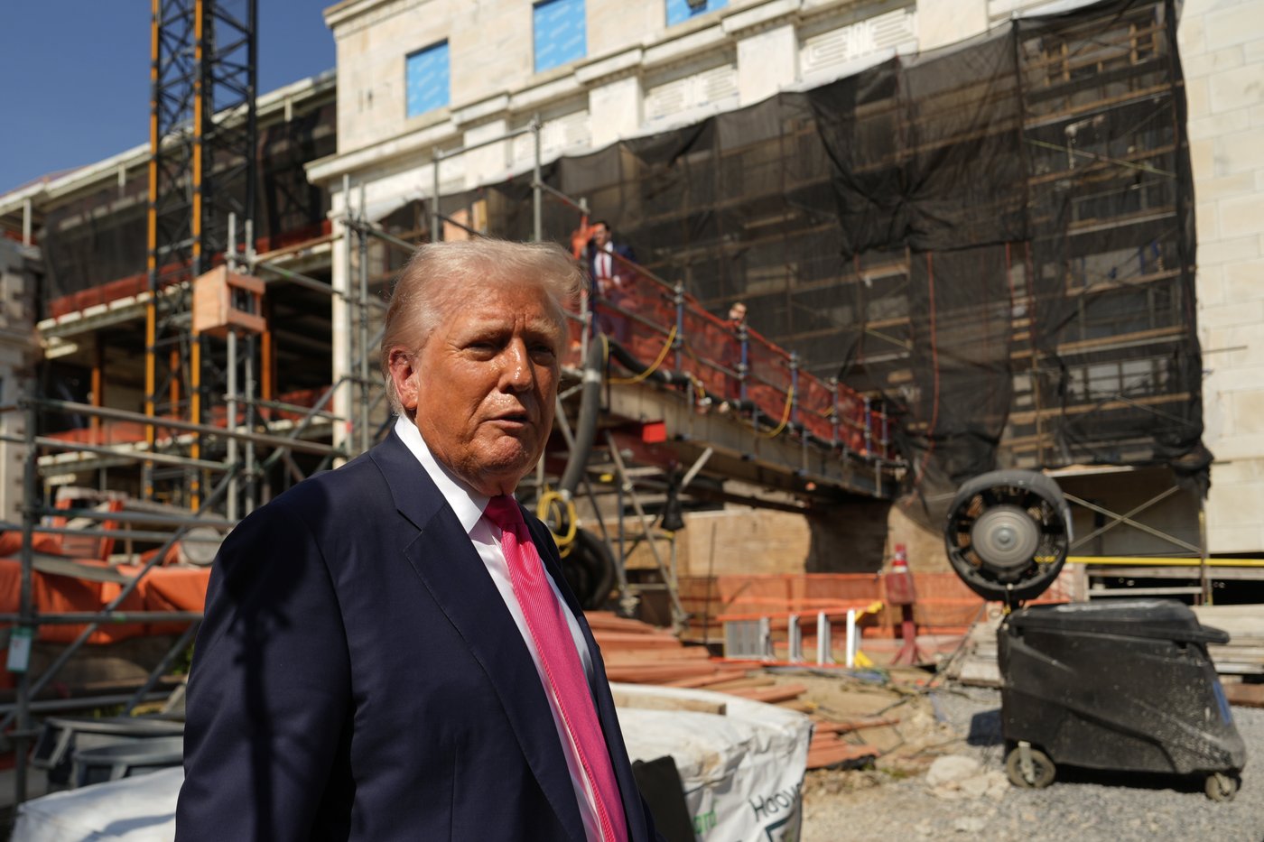 The Latest: Justice Department completes interview with Ghislaine Maxwell, Epstein’s accomplice | iNFOnews.ca
