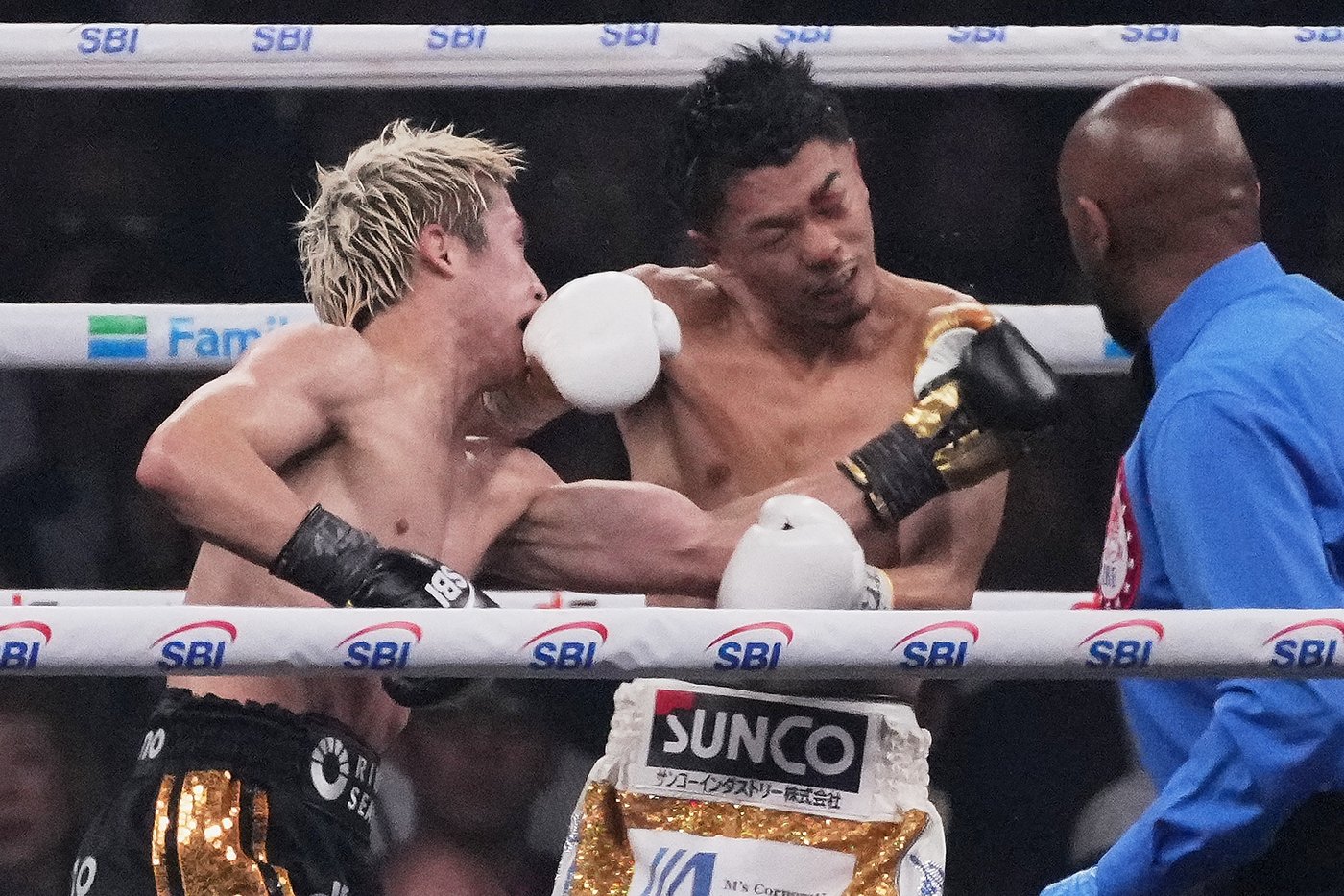 Naoya Inoue beats Junto Nakatani by unanimous decision in Tokyo to retain super-bantamweight belts | iNFOnews.ca