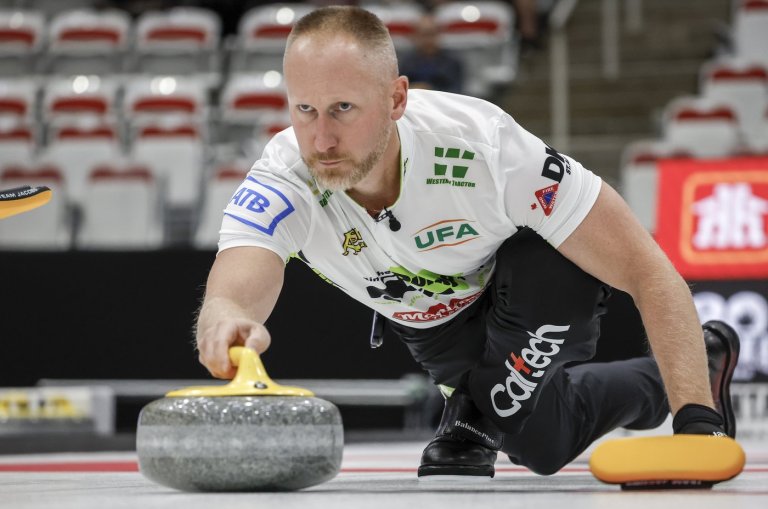 Canada's Brad Jacobs stays perfect at Pan Continental curling event | iNFOnews.ca