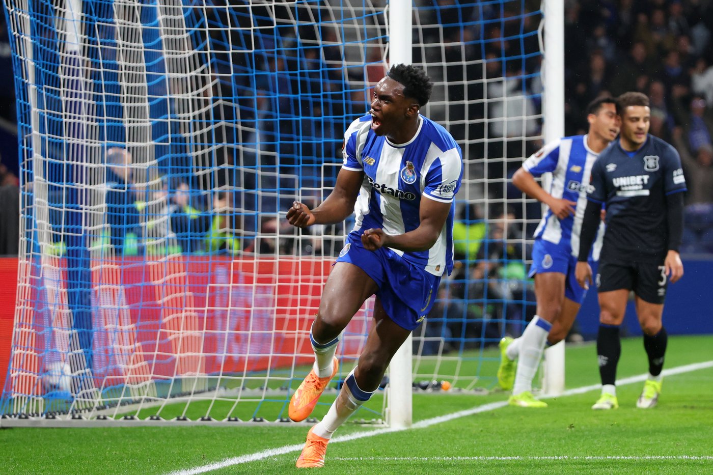 Samu 'devastated' to miss out on World Cup with Spain because of serious knee injury | iNFOnews.ca