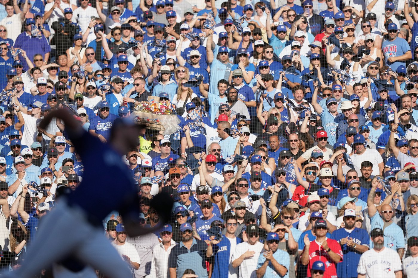 Photo Gallery: Blue Jays beat Yankees 13-7 in Game 2 of ALDS | iNFOnews.ca