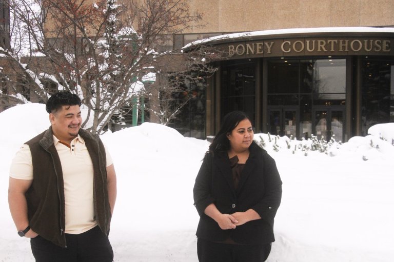 Alaska drops voter misconduct cases against American Samoans who wrongly checked 'US citizen' box | iNFOnews.ca