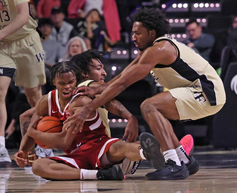 Juke Harris scores 25, delivers down the stretch in Wake Forest's 68-63 win over Stanford | iNFOnews.ca