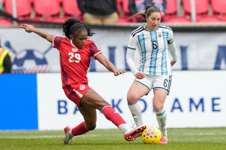 Canada Soccer, senior national teams ratify collective bargaining agreement | iNFOnews.ca