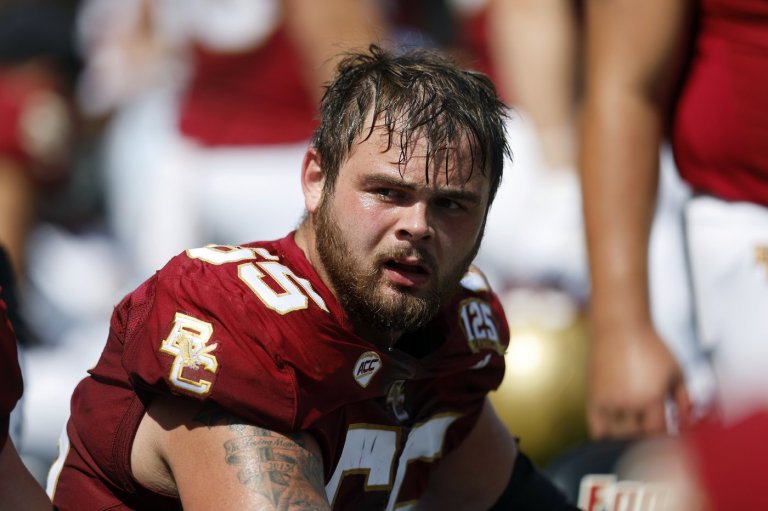 Canadians Akheem Mesidor, Logan Taylor will be teammates at Senior Bowl | iNFOnews.ca