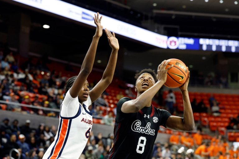 No. 3 South Carolina tops Auburn 81-51 behind another strong effort from Joyce Edwards | iNFOnews.ca
