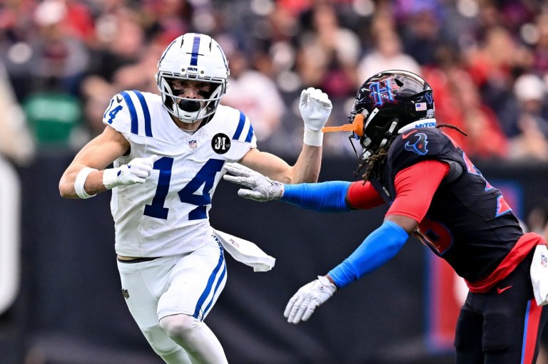 Colts activate top receiver Alec Pierce from physically unable to perform list after ankle surgery | iNFOnews.ca