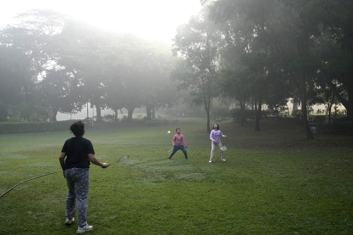 Park regulars in New Delhi's Lodhi Garden say toxic pollution levels won't force them out | iNFOnews.ca