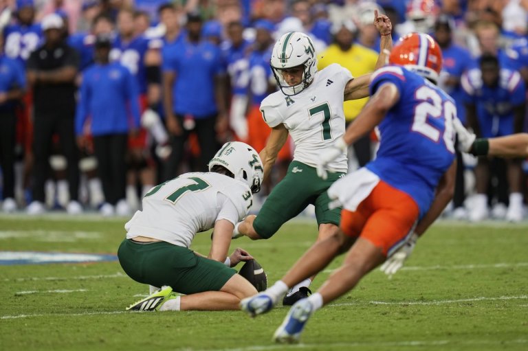 Gramatica's kick lifts South Florida to an 18-16 upset at No. 13 Florida and heats Napier's seat | iNFOnews.ca