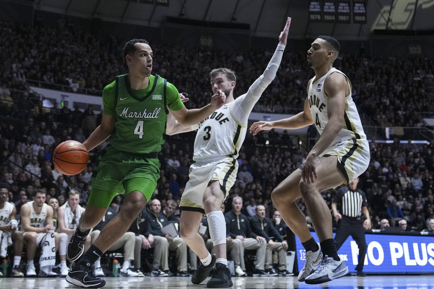 Kaufman-Renn leads No. 6 Purdue to rout of Marshall 80-45 | iNFOnews.ca