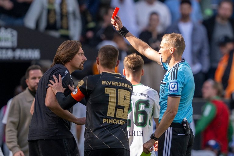 Coach of German league's surprise package Elversberg cleared to face Bayern after ref admits error | iNFOnews.ca