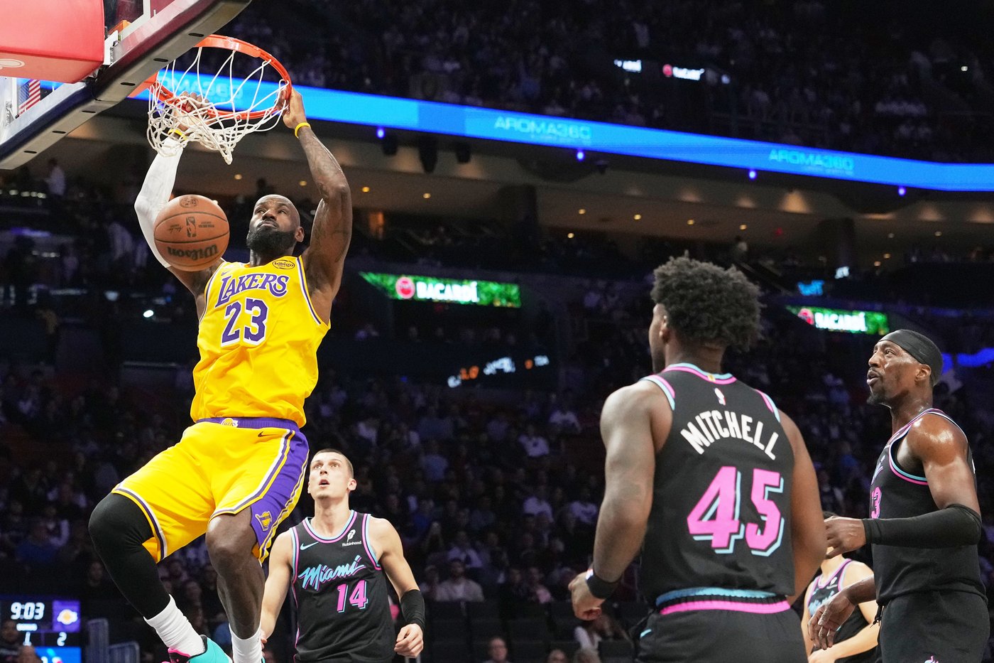 Luka Doncic scores 60, LeBron James ties games-played mark and Lakers top Heat for 8th straight win | iNFOnews.ca Luka Doncic scores 60, LeBron James ties games-played mark and Lakers top Heat for 8th straight win | iNFOnews.ca