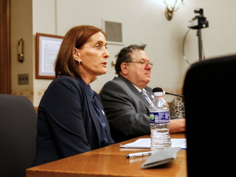 Universities of Wisconsin regents cite disputes over AI and other topics in president's firing | iNFOnews.ca