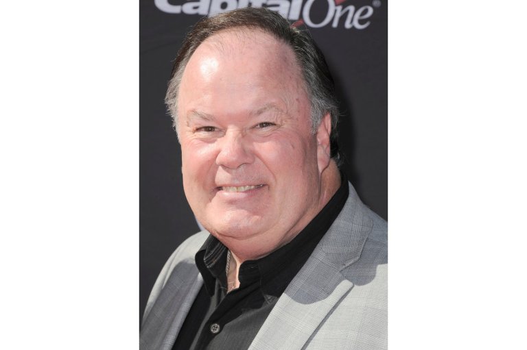 Dennis Haskins, who played the hapless principal on 'Saved by the Bell,' dies at 75 | iNFOnews.ca