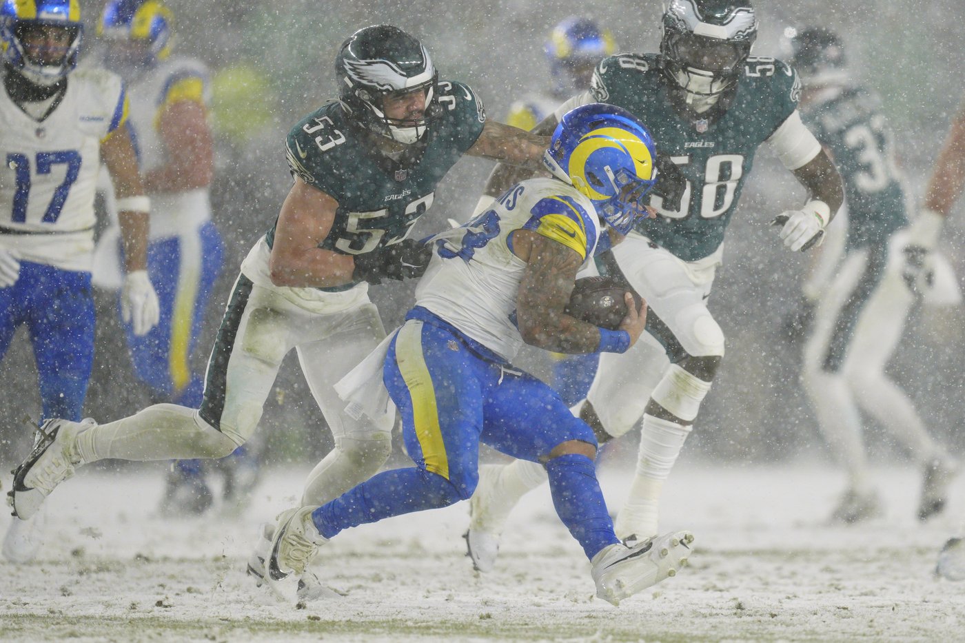 Rams' fumbles in the snow derail playoff upset bid in Philadelphia | iNFOnews.ca