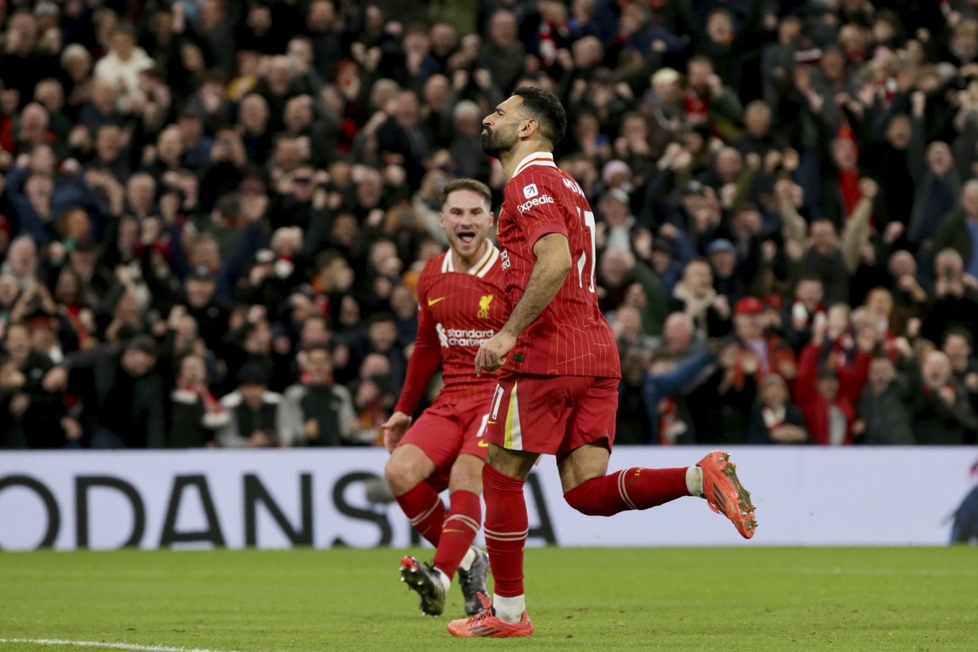 Liverpool beats Man City 2-0 to move nine points clear in the Premier League | iNFOnews.ca Liverpool beats Man City 2-0 to move nine points clear in the Premier League | iNFOnews.ca