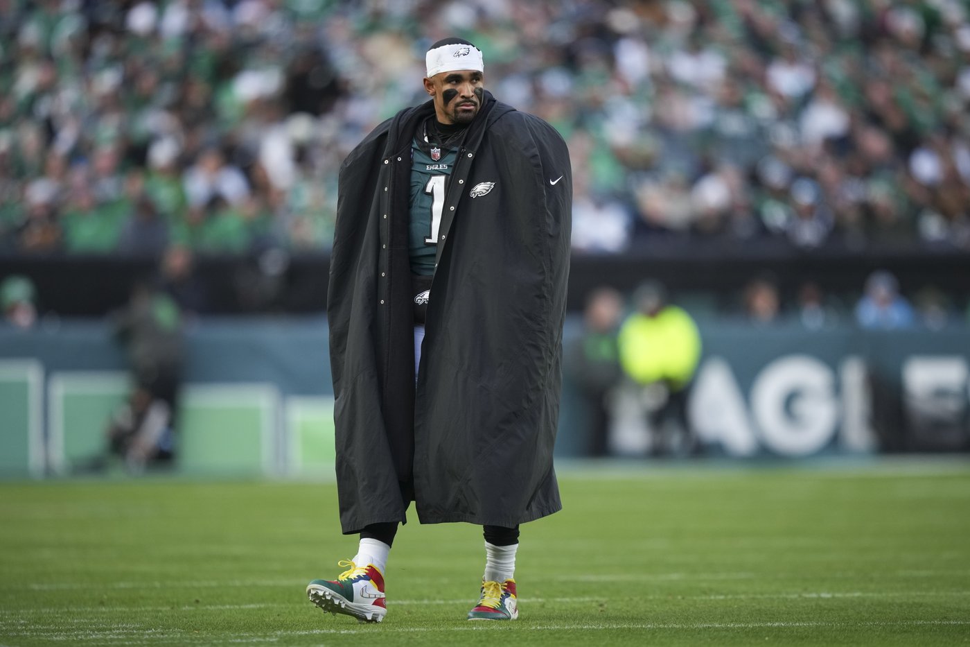 Eagles receivers Smith and Brown complain about vanishing pass offense during winning streak | iNFOnews.ca