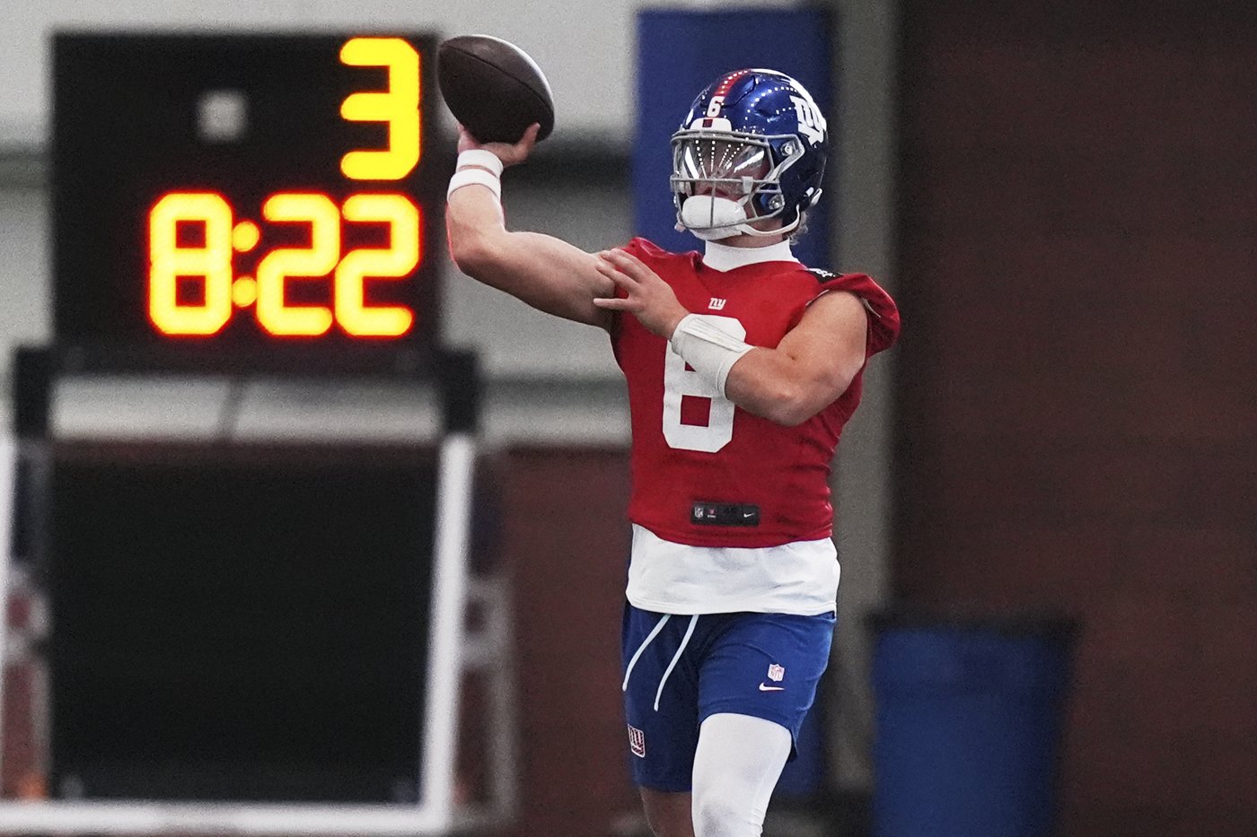 From 'Love Island' to the practice field, Jaxson Dart is already fitting in with the Giants' QBs | iNFOnews.ca From 'Love Island' to the practice field, Jaxson Dart is already fitting in with the Giants' QBs | iNFOnews.ca