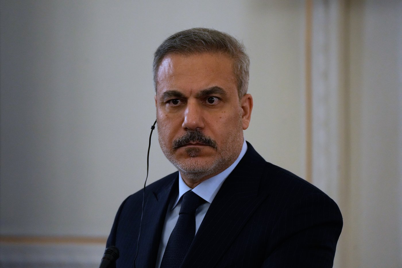 Turkey's top officials visit Syria as deadline for Kurdish integration looms | iNFOnews.ca