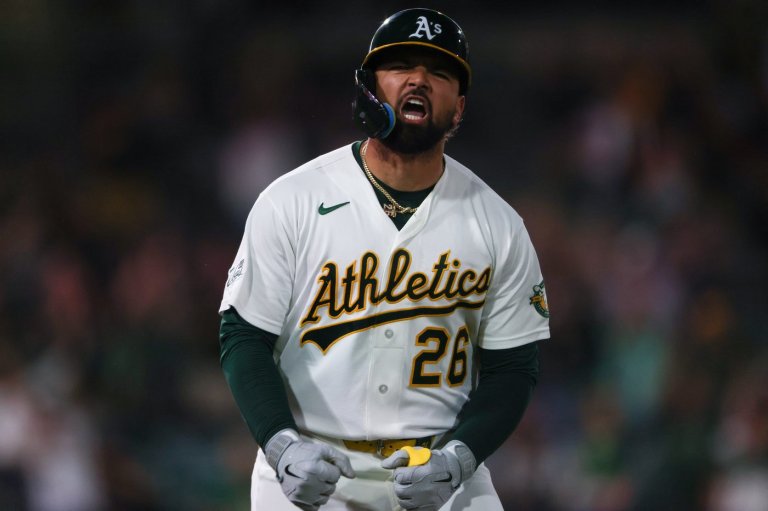 Athletics rally with 2 homers in 8th to complete comeback in 9-7 win over Angels | iNFOnews.ca