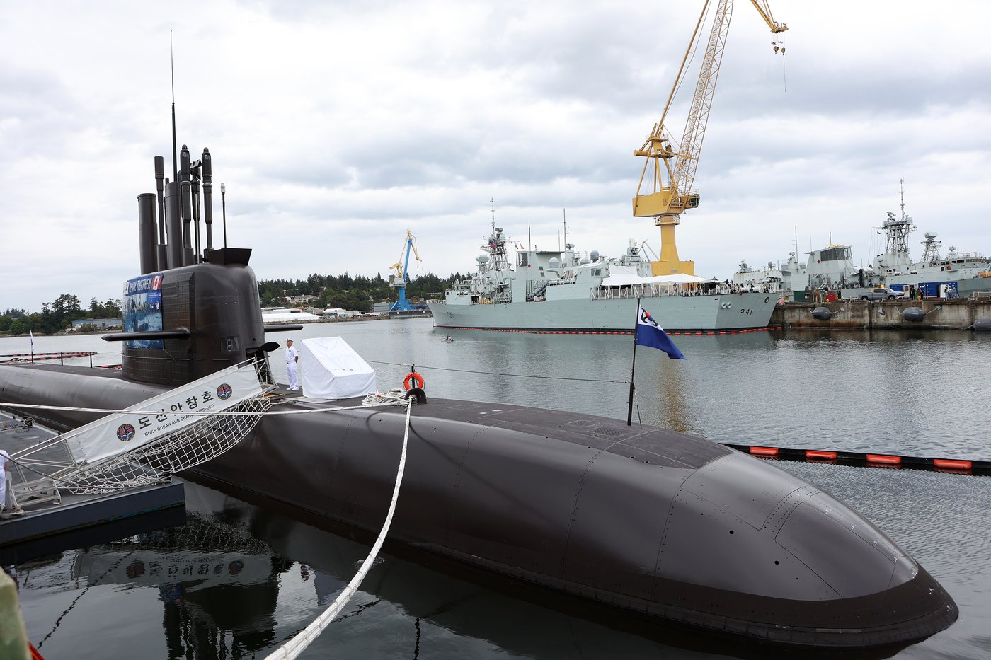 South Korean submarine in B.C. is floor model in sales pitch to supply Canada's fleet | iNFOnews.ca
