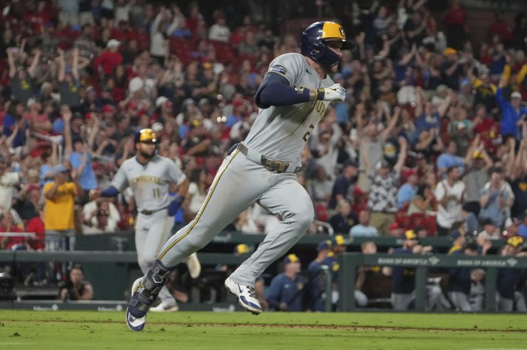 Turang has RBI single in 10th as Brewers beat Cardinals 3-2, cut magic number for division to 1 | iNFOnews.ca