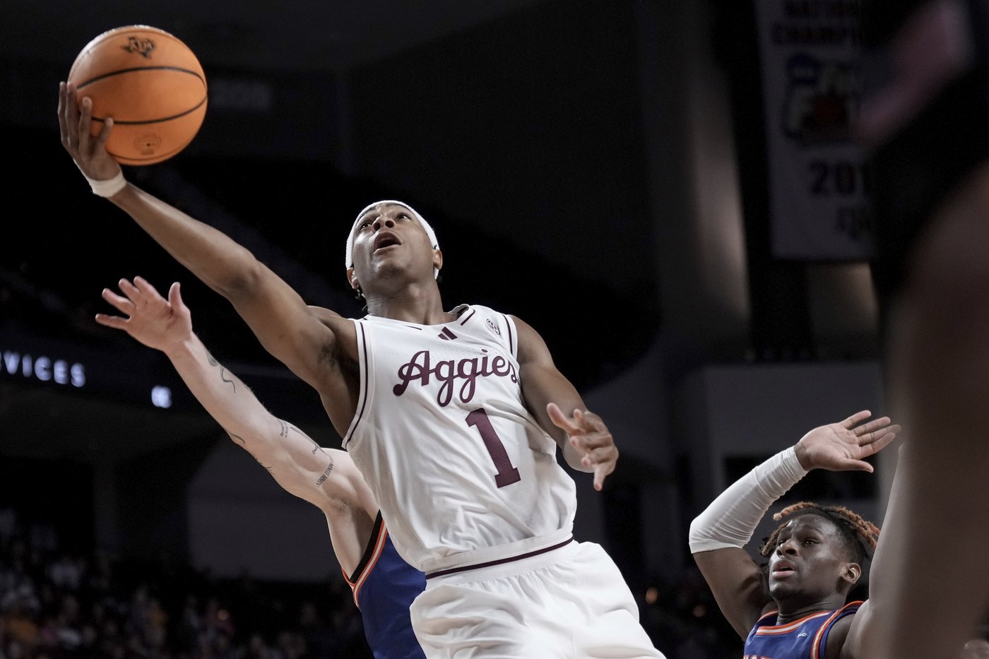 No. 12 Texas A&M beats Houston Christian 77-45 | iNFOnews.ca