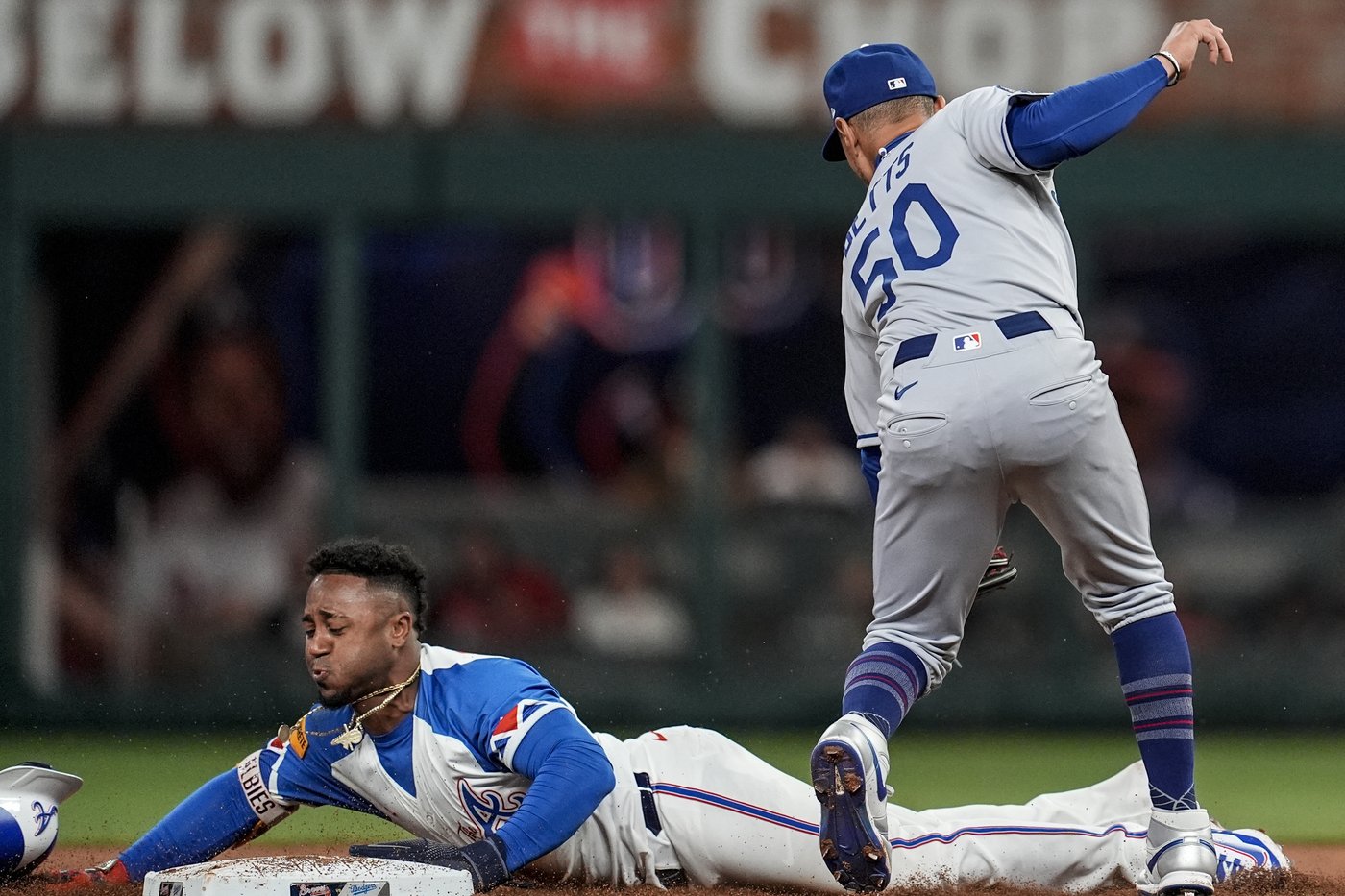 Ohtani and Freeman homer, Sasaki earns 1st MLB win as streaking Dodgers overpower Braves 10-3 | iNFOnews.ca