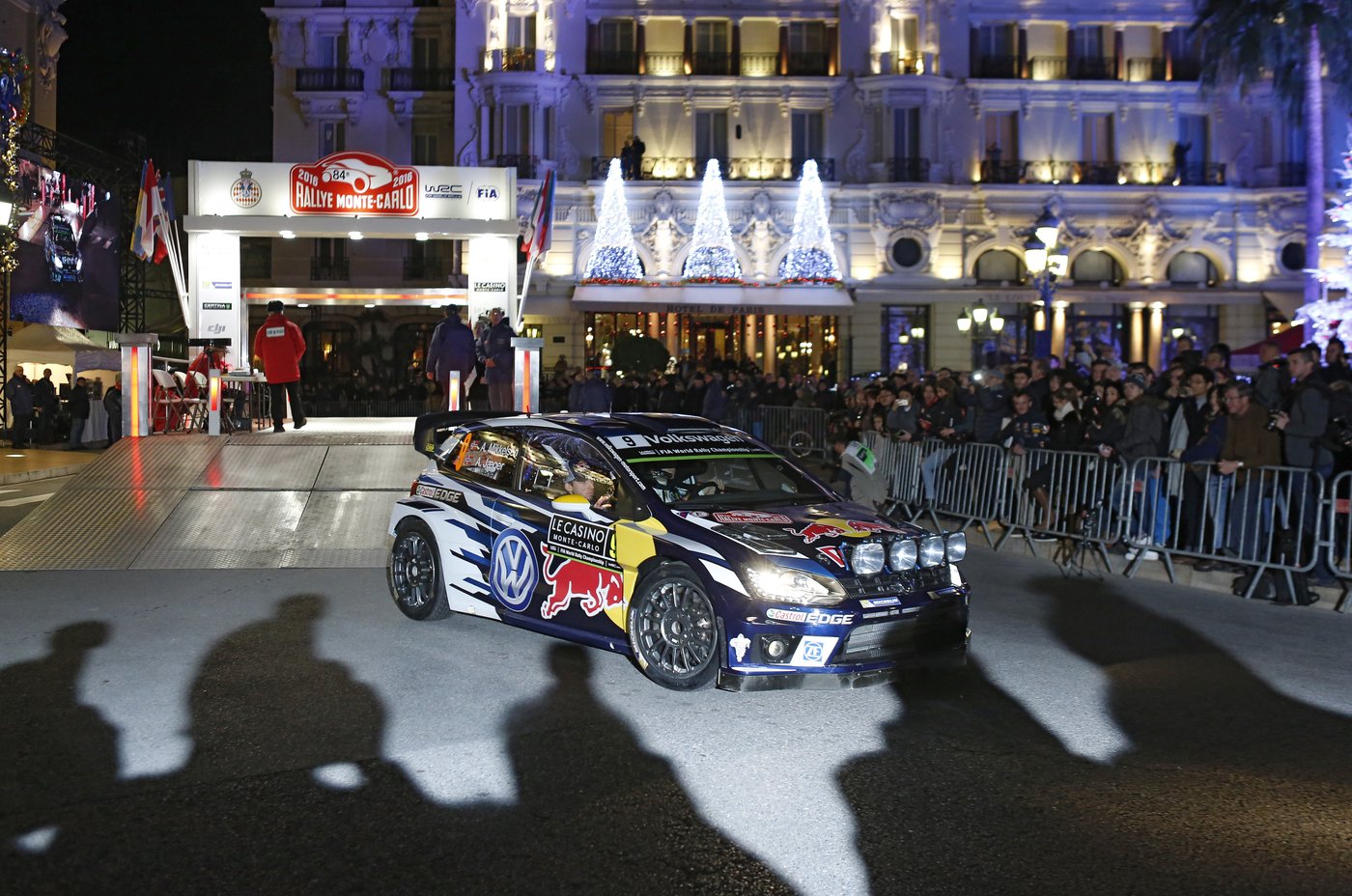 Monte Carlo rally organizers demand better behavior from fans using flares and pyrotechnics | iNFOnews.ca