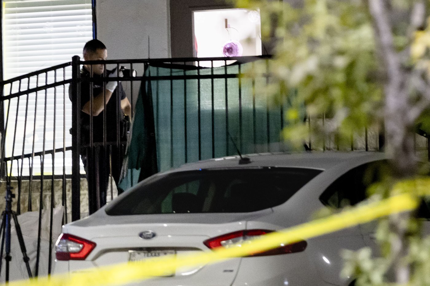 Texas day care teacher killed when cars crash into play area | iNFOnews.ca