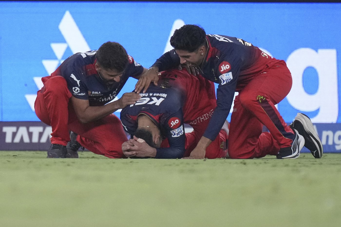 Bengaluru beats Punjab to win its first IPL title as Virat Kohli 'overcome with emotion' | iNFOnews.ca