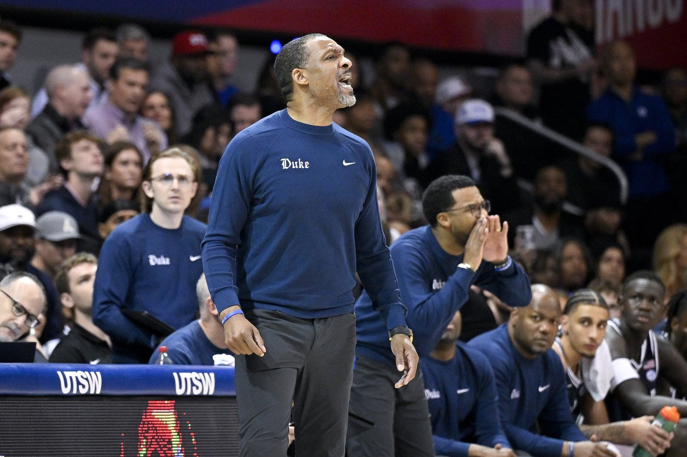 Flagg's double-double leads No. 4 Duke to an 8th straight win, 89-62 over SMU | iNFOnews.ca