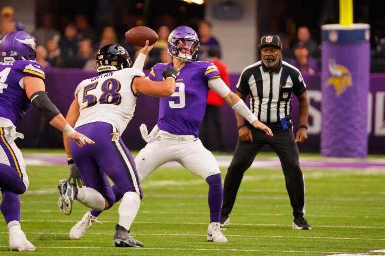 Vikings flagged for 8 false starts in loss to Ravens. McCarthy takes 'full responsibility' | iNFOnews.ca