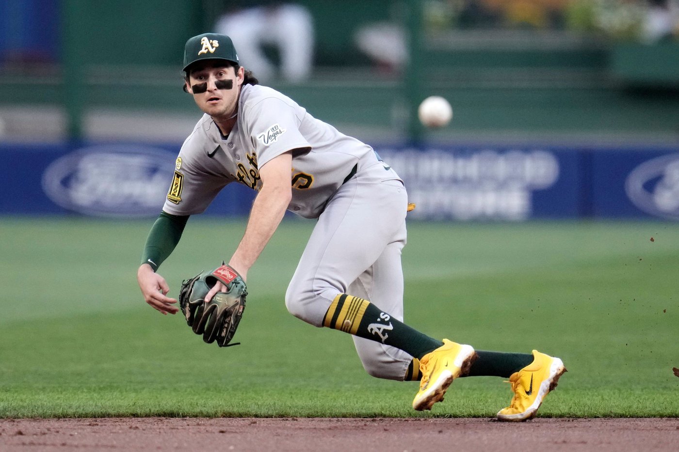 Athletics 1B Nick Kurtz wins AL Rookie of the Year award, Braves C Drake Baldwin wins NL honor | iNFOnews.ca