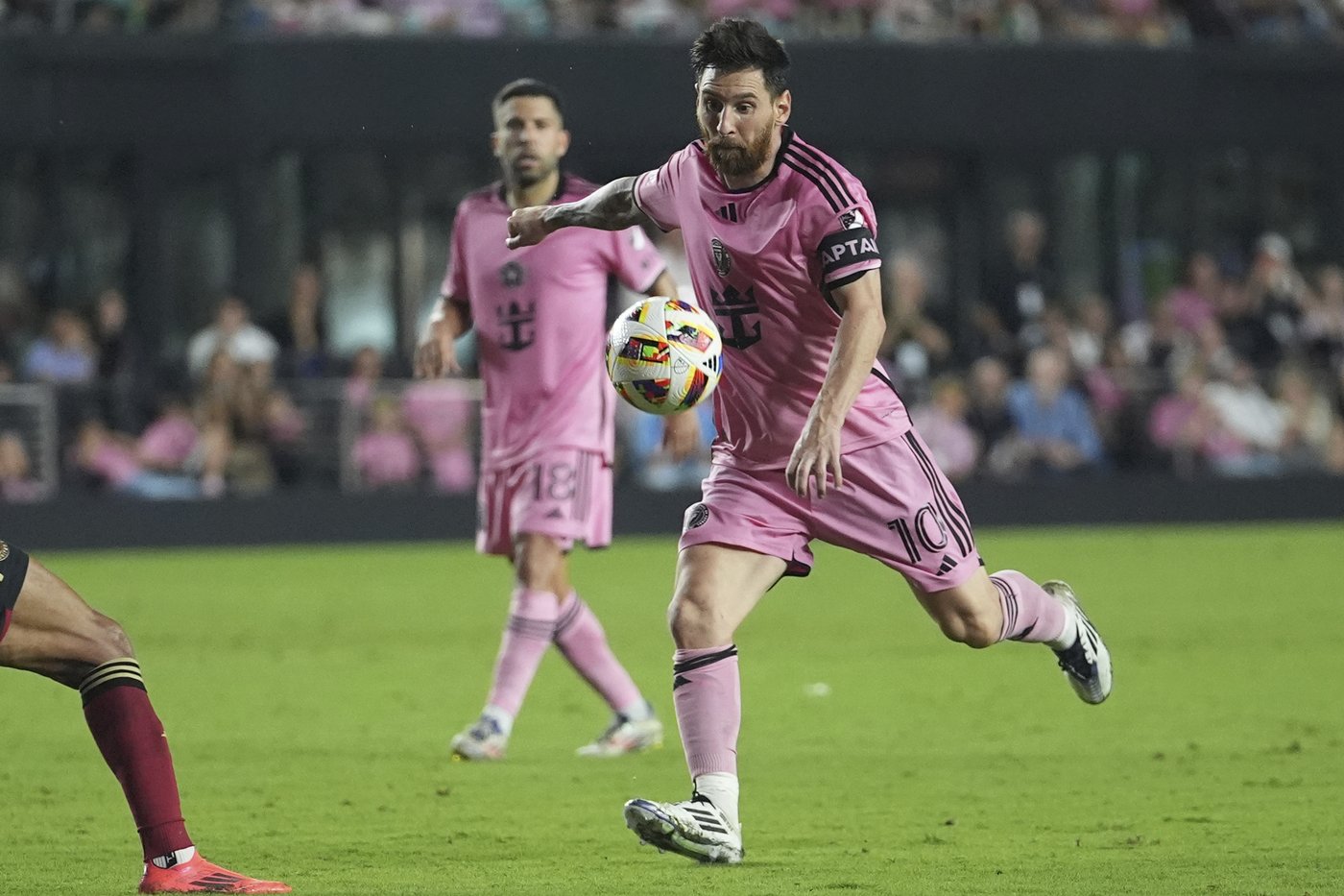Messi and Inter Miami ousted from MLS playoffs. Atlanta United upsets top seeds 3-2 in Game 3 | iNFOnews.ca