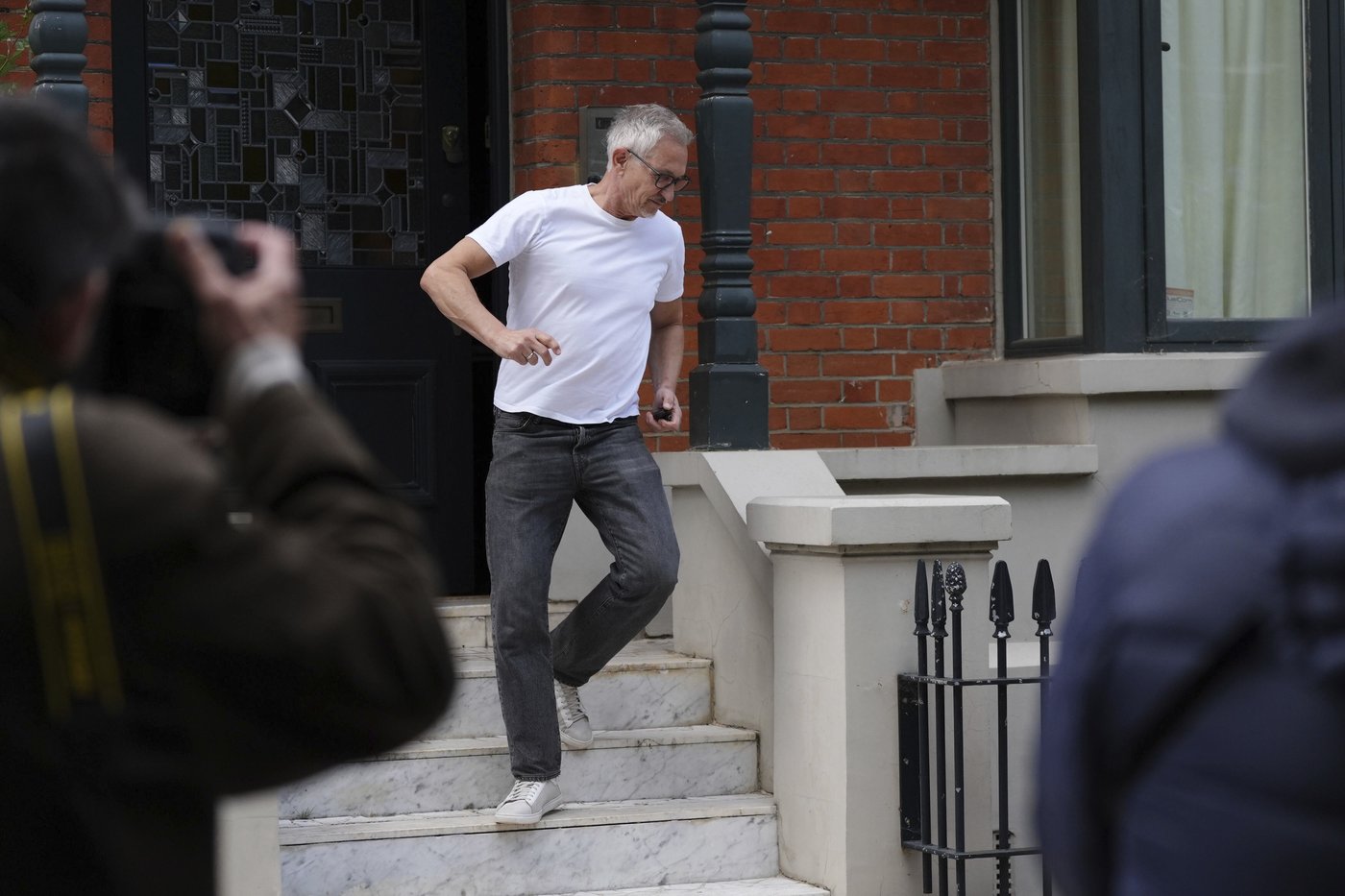Gary Lineker to step down from the BBC after sharing social media post on Zionism | iNFOnews.ca