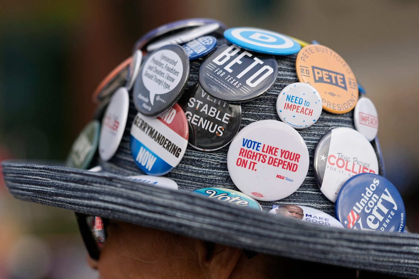 All eyes on Texas as the midterm elections officially begin, in photos | iNFOnews.ca