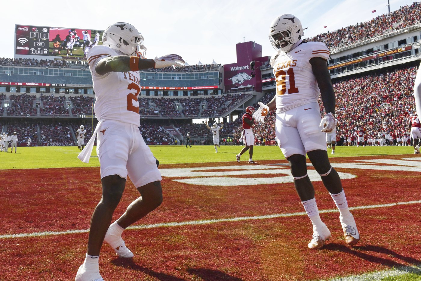 Kentucky is the last home hurdle for No. 3 Texas Longhorns on their quest for SEC title game | iNFOnews.ca Kentucky is the last home hurdle for No. 3 Texas Longhorns on their quest for SEC title game | iNFOnews.ca